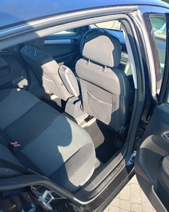 Opel Astra cena 7700 przebieg: 284000, rok produkcji 2006 z Darłowo małe 106